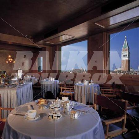 почивка в Bauer il Palazzo