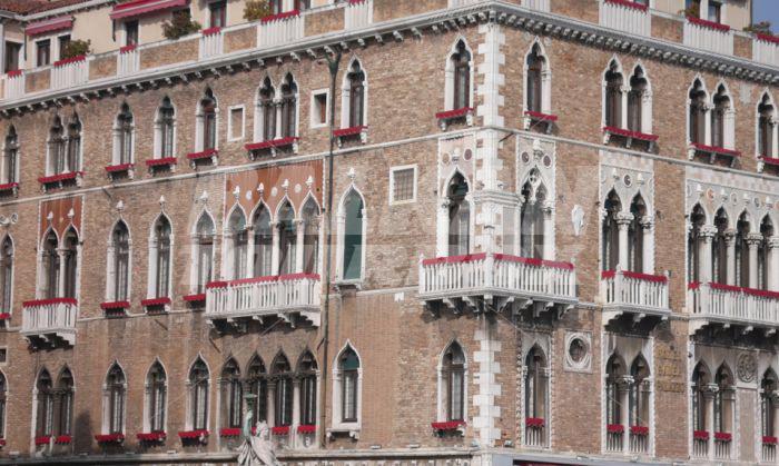 почивка в  Bauer il Palazzo