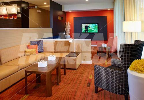 почивка в Courtyard by Marriott Lexington North