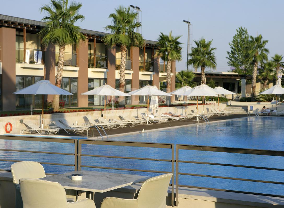 holiday in Nikopolis Hotel