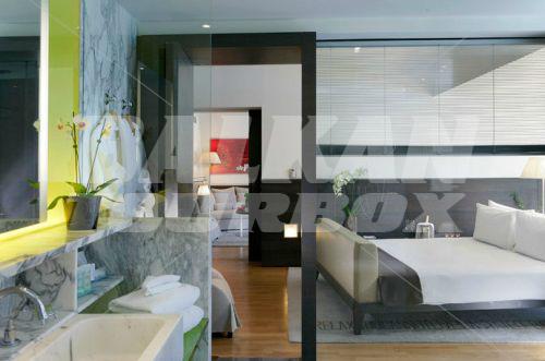 holiday in Nikopolis Hotel