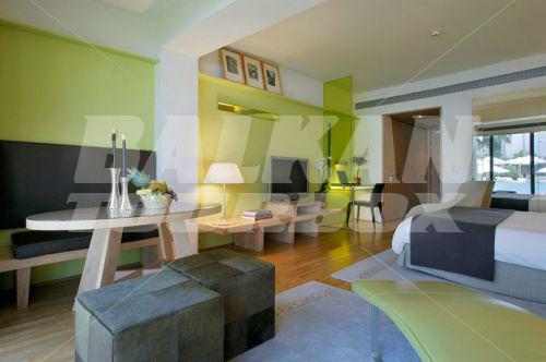 holiday in Nikopolis Hotel