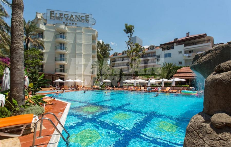 holiday in Elegance International