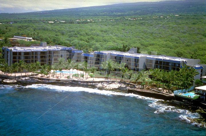 почивка в  Aston Kona by the Sea