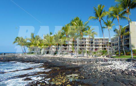 почивка в Aston Kona by the Sea