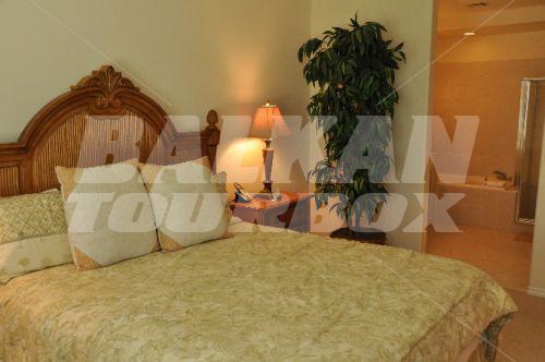 почивка в Outrigger Fairway Villas