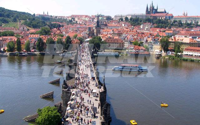 почивка в Archibald At The Charles Bridge Prague