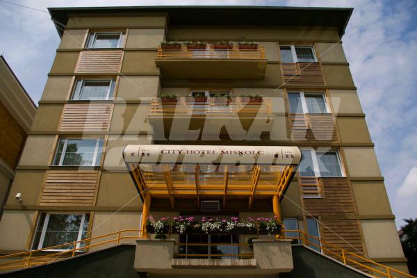 почивка в City Hotel Miskolc