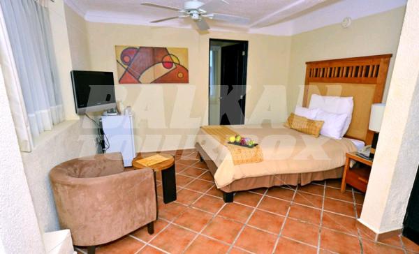 почивка в Avalon Grand Cancun
