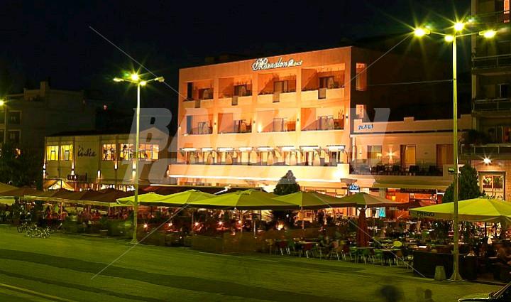почивка в  Mainalon Resort