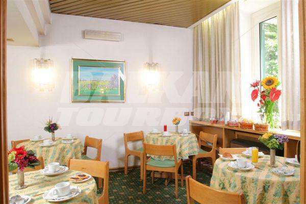 holiday in Pavia Hotel