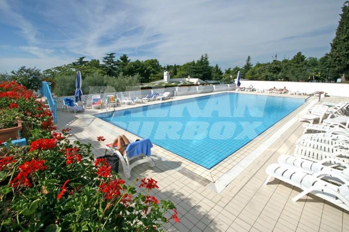 holiday in Plavi