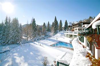 почивка в Astoria Resort