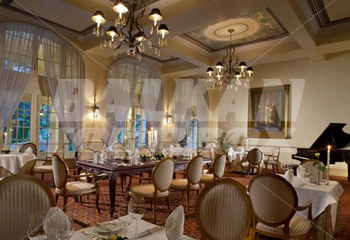 почивка в Raffles Le Royal