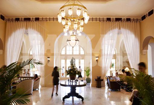 почивка в Raffles Le Royal