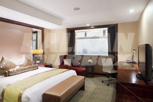 holiday in Crowne Plaza