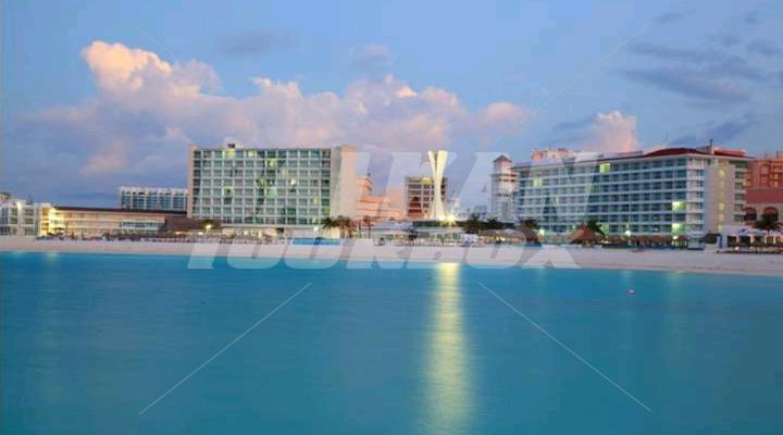 почивка в  Krystal Cancun