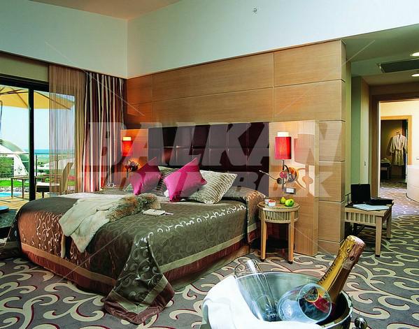 почивка в Cornelia Diamond Golf Resort and SPA