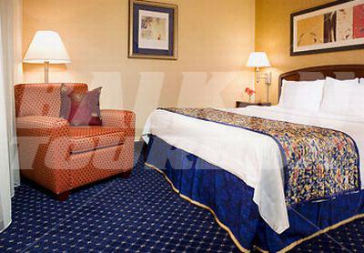 почивка в Courtyard by Marriott San Francisco Airport/Oyster Point Waterfront