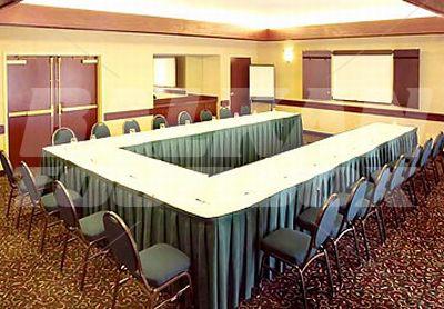 почивка в Courtyard by Marriott San Francisco Airport/Oyster Point Waterfront