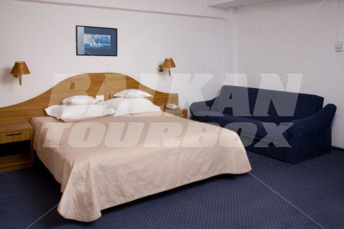 почивка в Best Western Savoy Mamaia