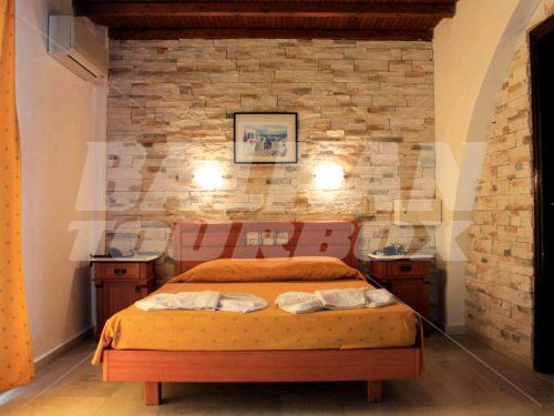 почивка в Naxos Holidays