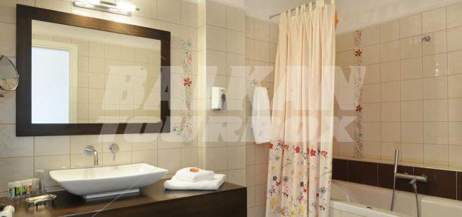 holiday in Jennifer Home Hotel