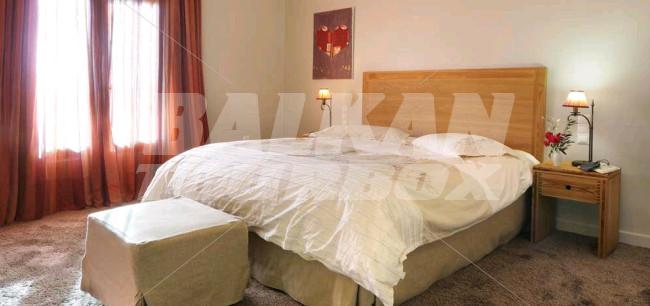 holiday in Jennifer Home Hotel