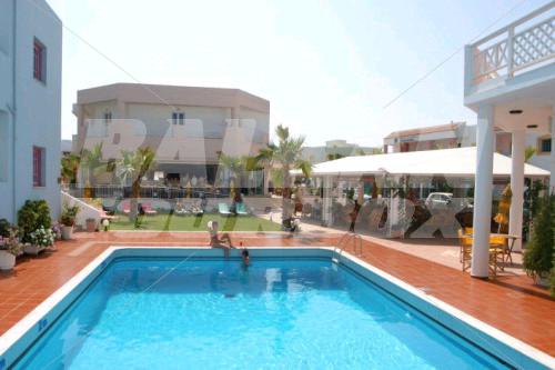 holiday in Magda