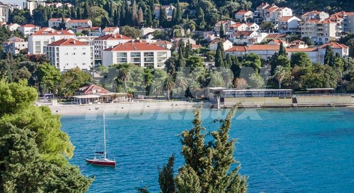 holiday in Maestral Adriatica Rooms