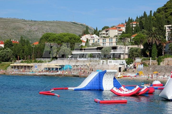holiday in Maestral Adriatica Rooms