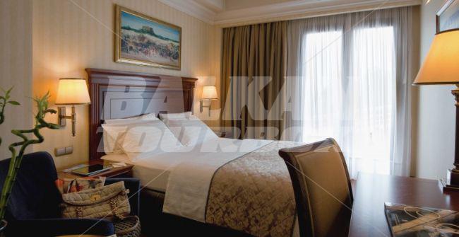 почивка в Electra Palace