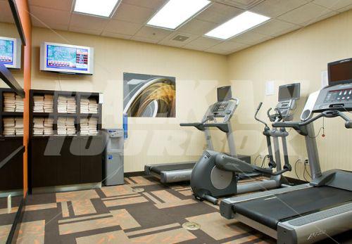 почивка в Courtyard by Marriott Cincinnati North at Union Centre