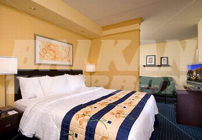 почивка в SpringHill Suites Norfolk Old Dominion University