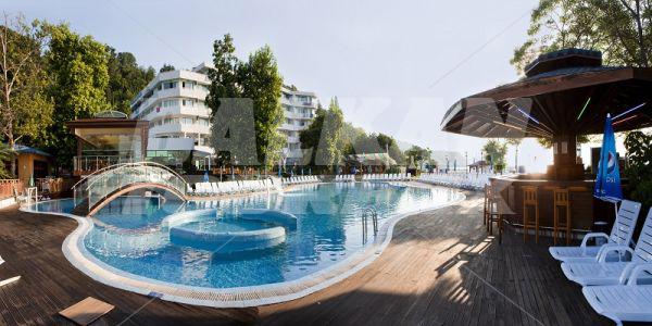 holiday in Arabela Beach