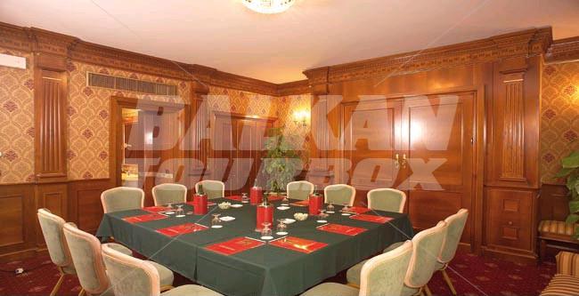 почивка в Ambasciatori Palace