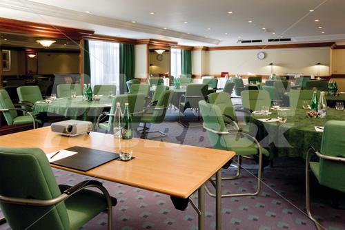 почивка в Thistle Euston