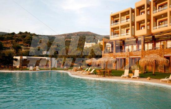 почивка в Evia Hotel and Suites Hotel