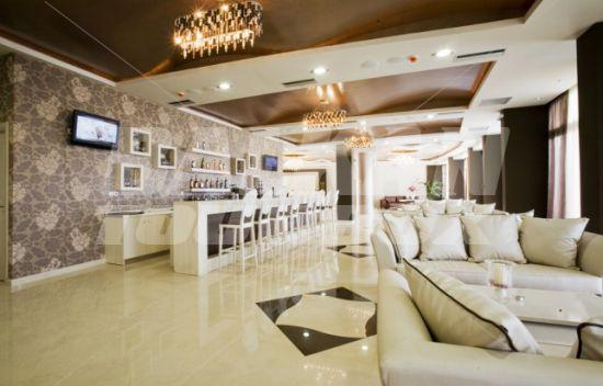 почивка в Evia Hotel and Suites Hotel