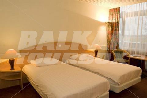 почивка в Tulip Inn Airport