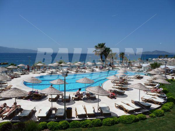 почивка в Armonia Holiday Village & SPA