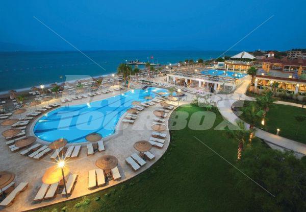 почивка в Armonia Holiday Village & SPA