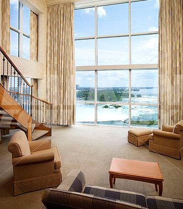 почивка в Niagara Falls Marriott Gateway on the Falls