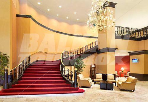 почивка в Niagara Falls Marriott Gateway on the Falls