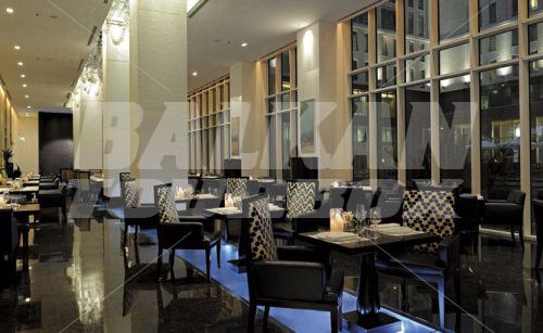 почивка в The Ritz-Carlton, Dubai International Financial