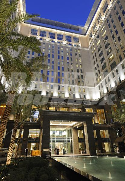 почивка в The Ritz-Carlton, Dubai International Financial