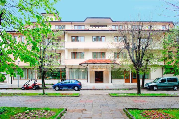 почивка в  Хотел Съни Гардън