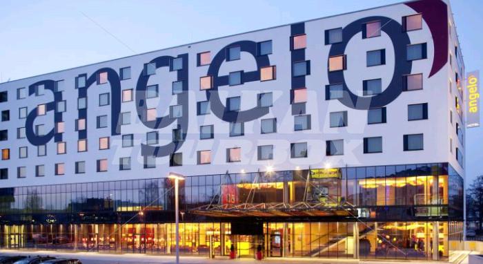 почивка в Angelo Prague