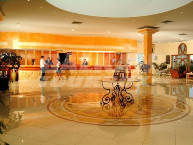 почивка в Houda Golf Skanes