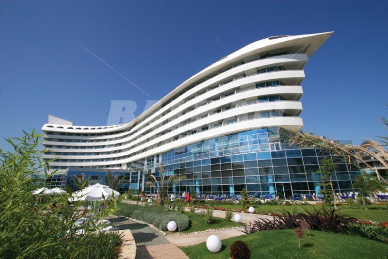 holiday in Concorde Deluxe Resort